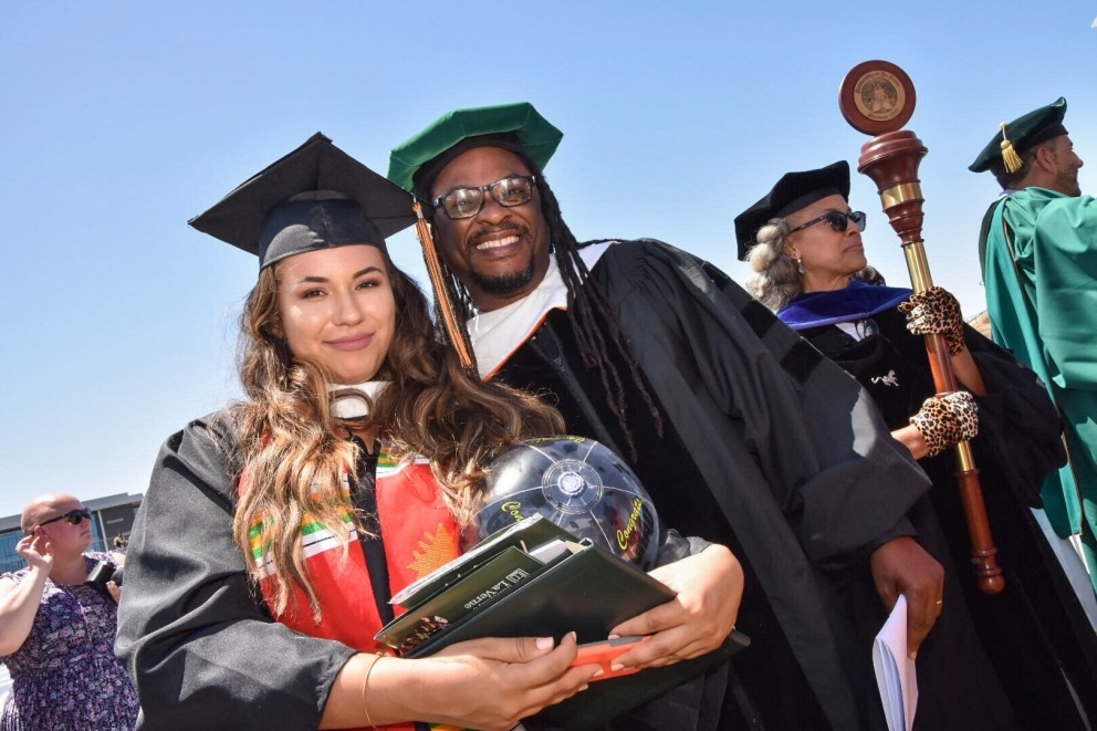 Graduates and faculty at the 2018 Commencement Ceremonies