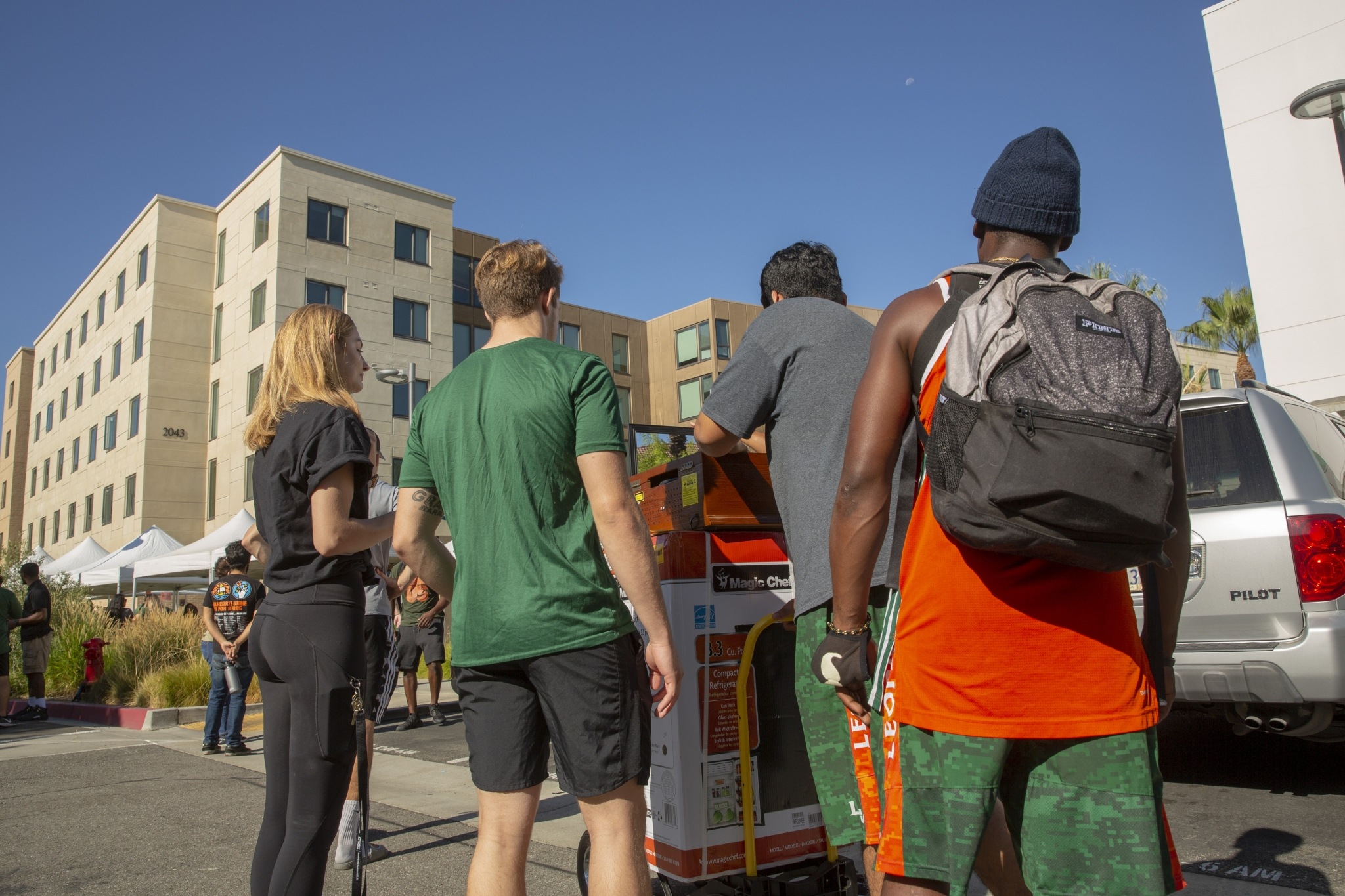 MoveIn Day New, Returning Students University of La Verne