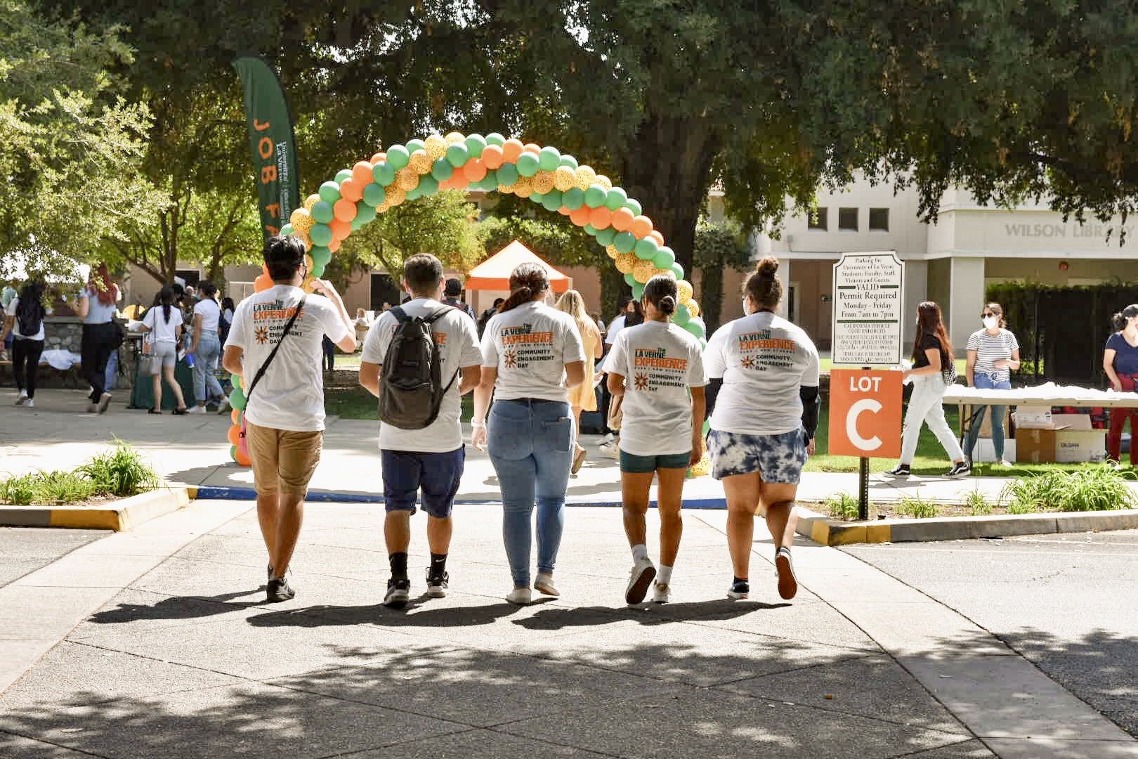 New Students Serving Their Community During Community Engagement Day