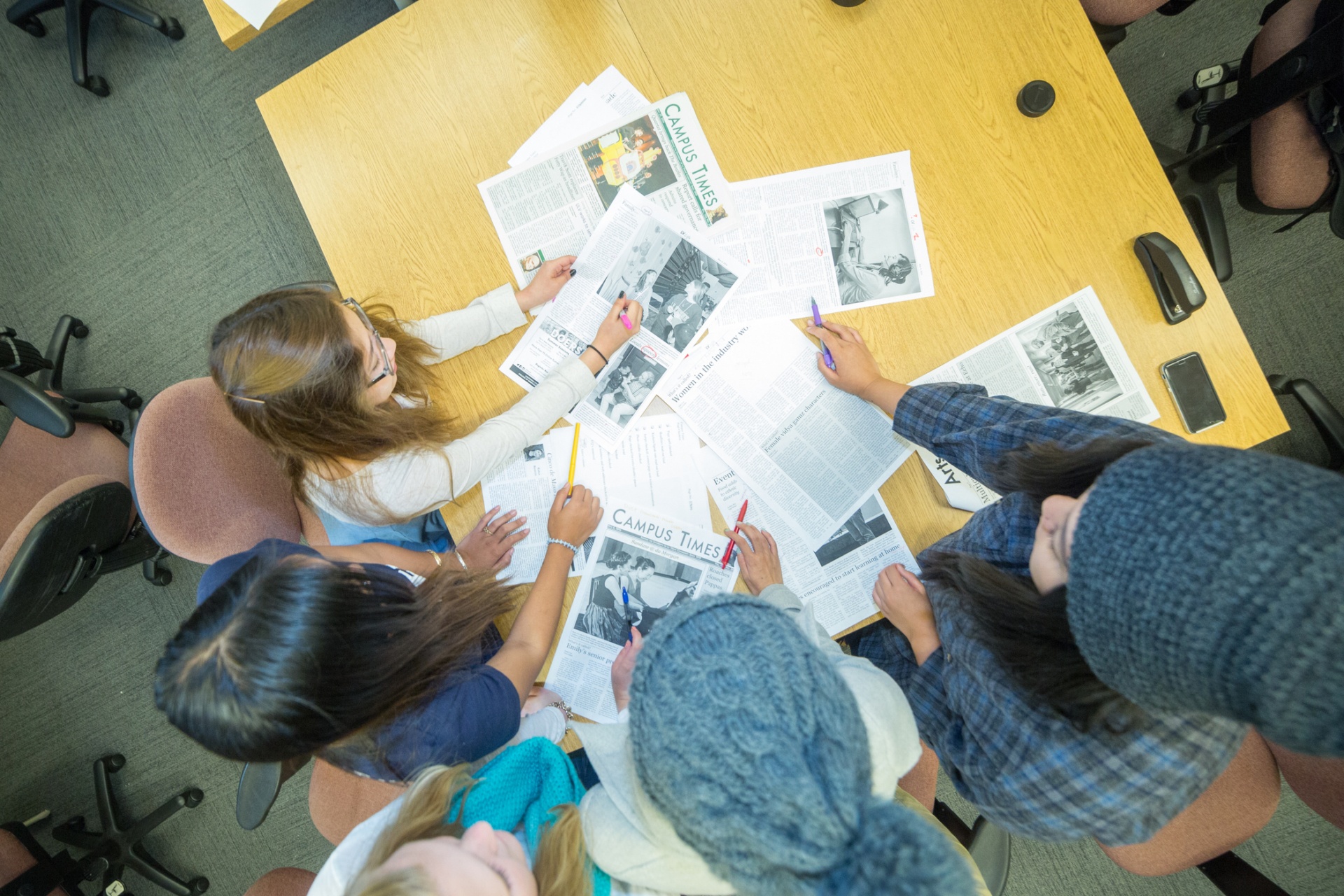 University of La Verne students work on the Campus Times newspaper.