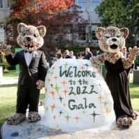 University of La Verne mascots Leo and Lea welcoming guests to the 2022 Scholarship Gala.