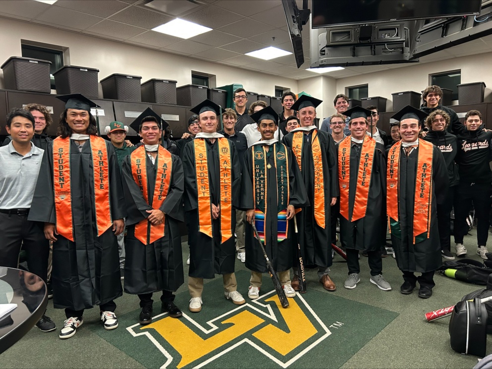 Baseball team 2023 graduates