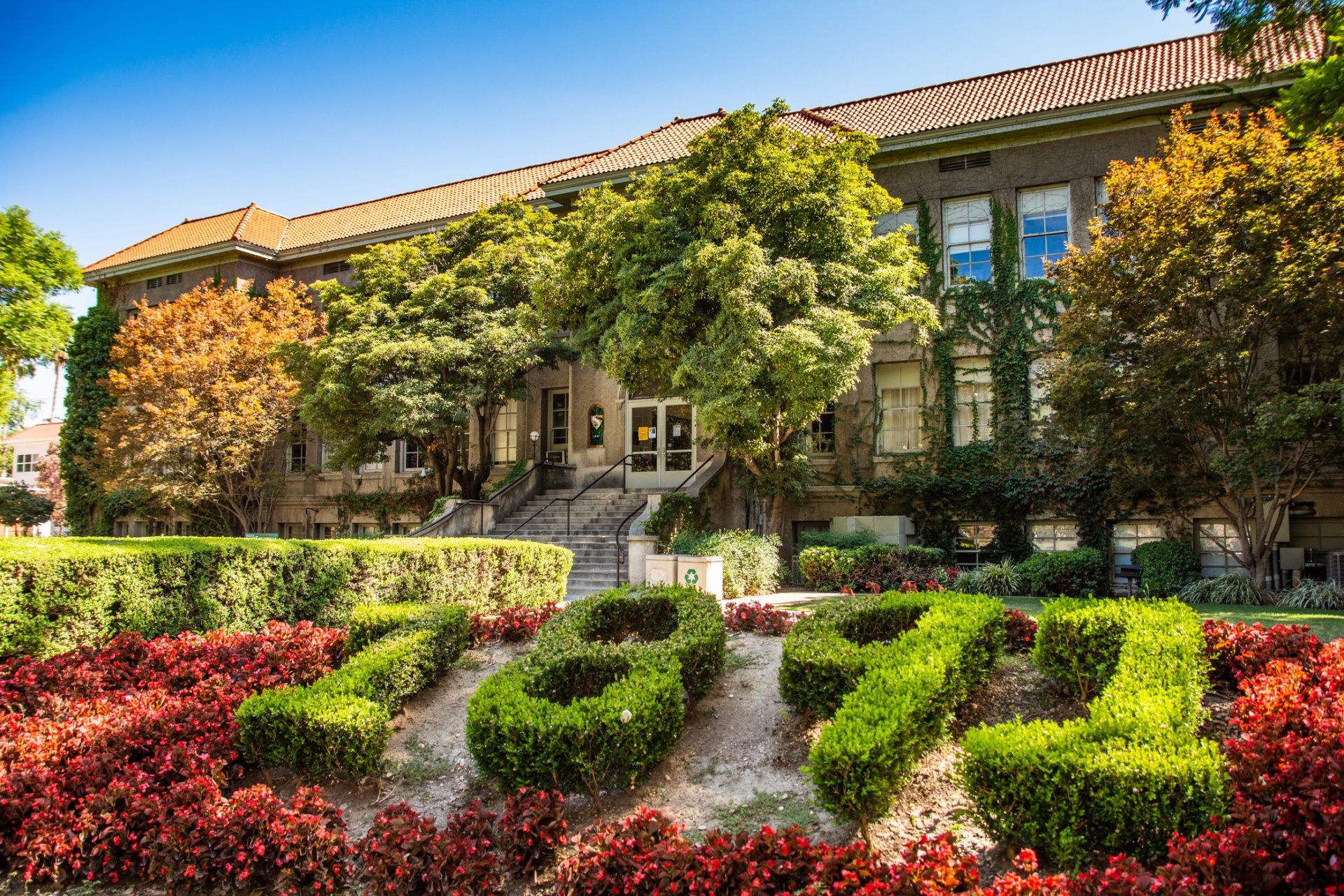 University of La Verne Celebrates Traditions in a New Era with Exciting ...