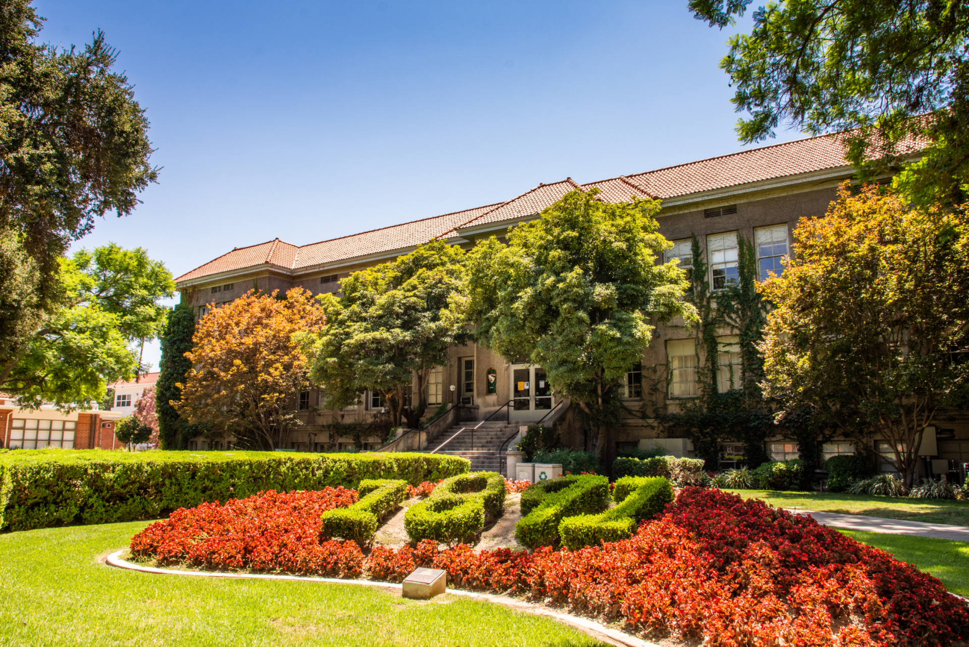 Exterior of the University of La Verne